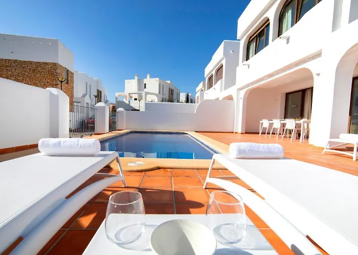 Mirador De Les Bassetes By Interhome